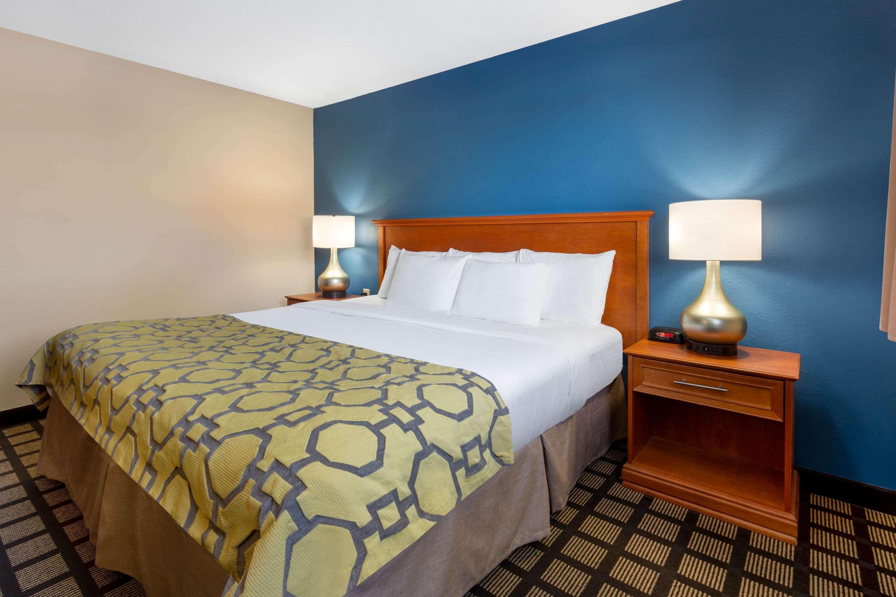Baymont By Wyndham Rochester Mayo Clinic Area Екстериор снимка