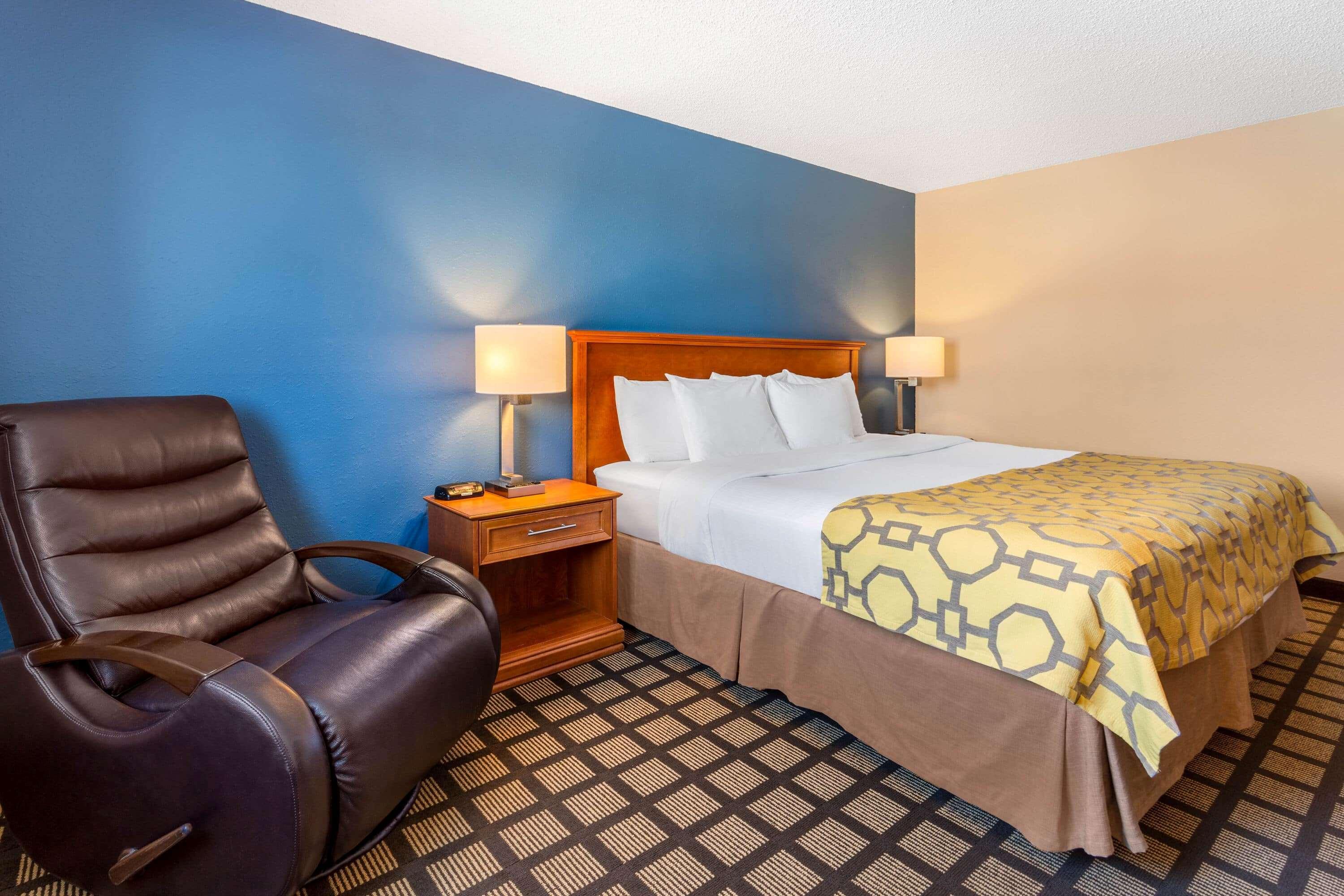 Baymont By Wyndham Rochester Mayo Clinic Area Екстериор снимка