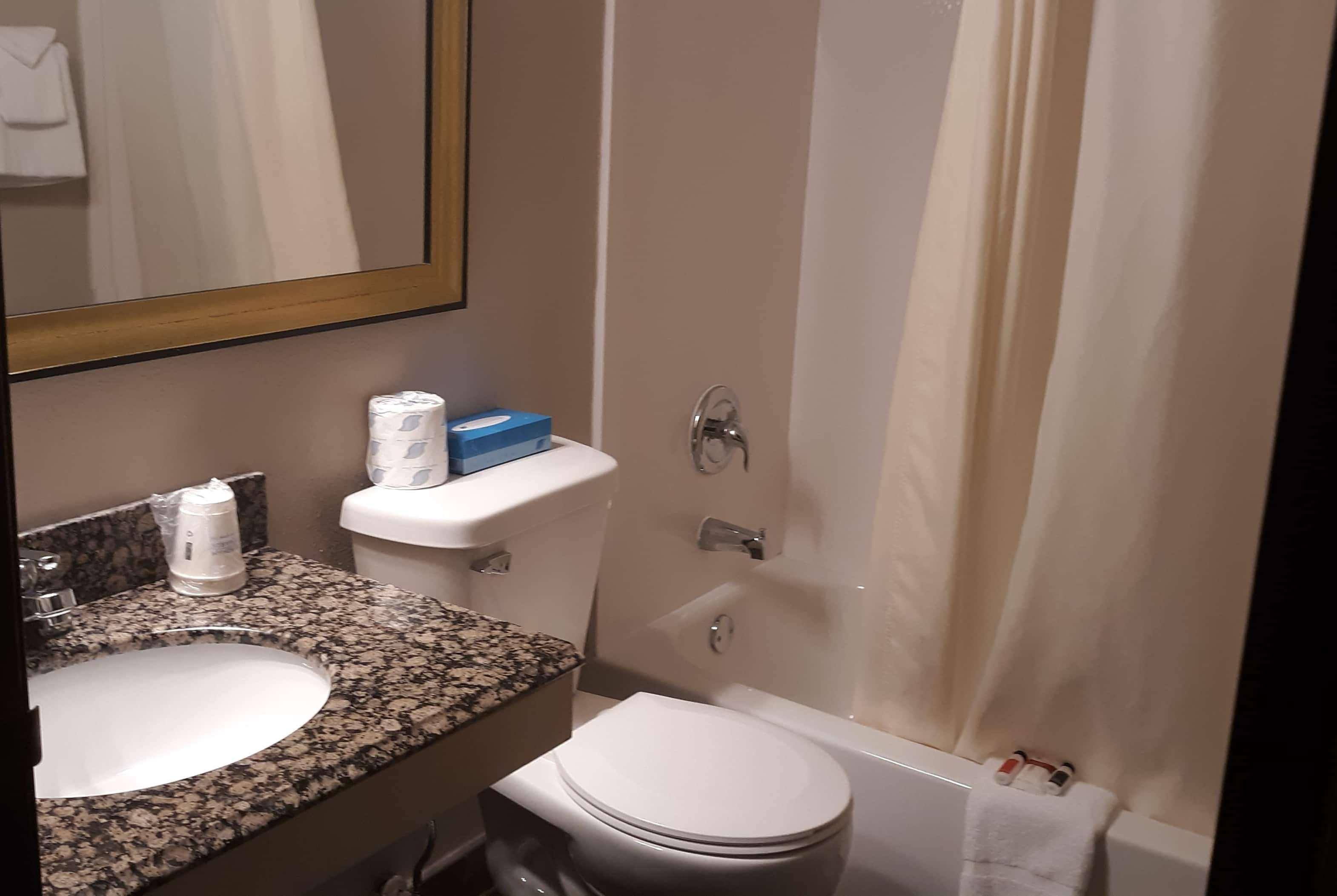 Baymont By Wyndham Rochester Mayo Clinic Area Екстериор снимка