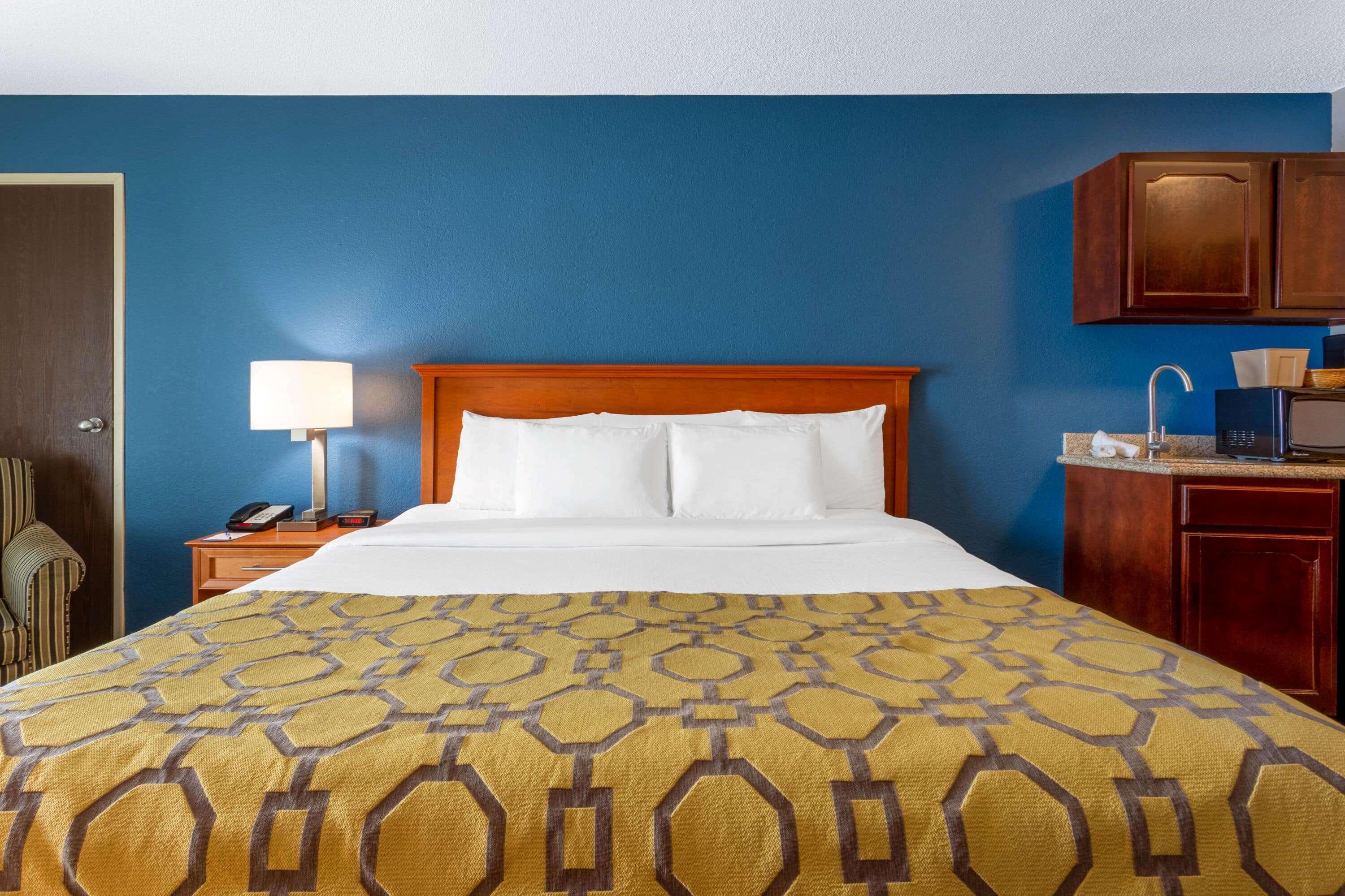 Baymont By Wyndham Rochester Mayo Clinic Area Екстериор снимка