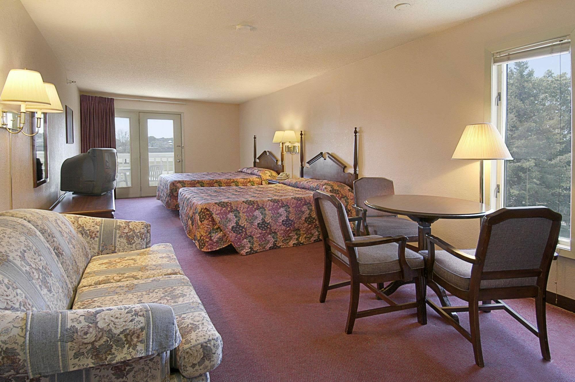 Baymont By Wyndham Rochester Mayo Clinic Area Екстериор снимка