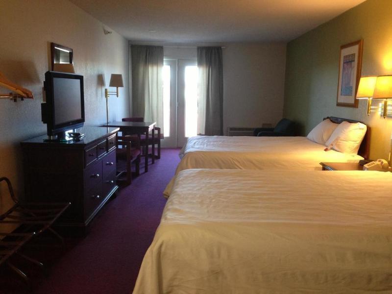 Baymont By Wyndham Rochester Mayo Clinic Area Екстериор снимка